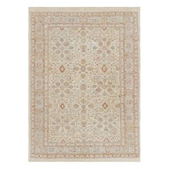 Rug & Kilim: Tappeto in stile Oushak color crema e beige-marrone con motivi floreali