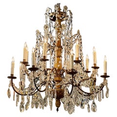 Lustre italien du XVIIIe siècle en cristal et bois doré