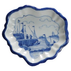 Antique Japanese Arita Frederik Van Frytom Style Porcelain Heart Dish, c.1700