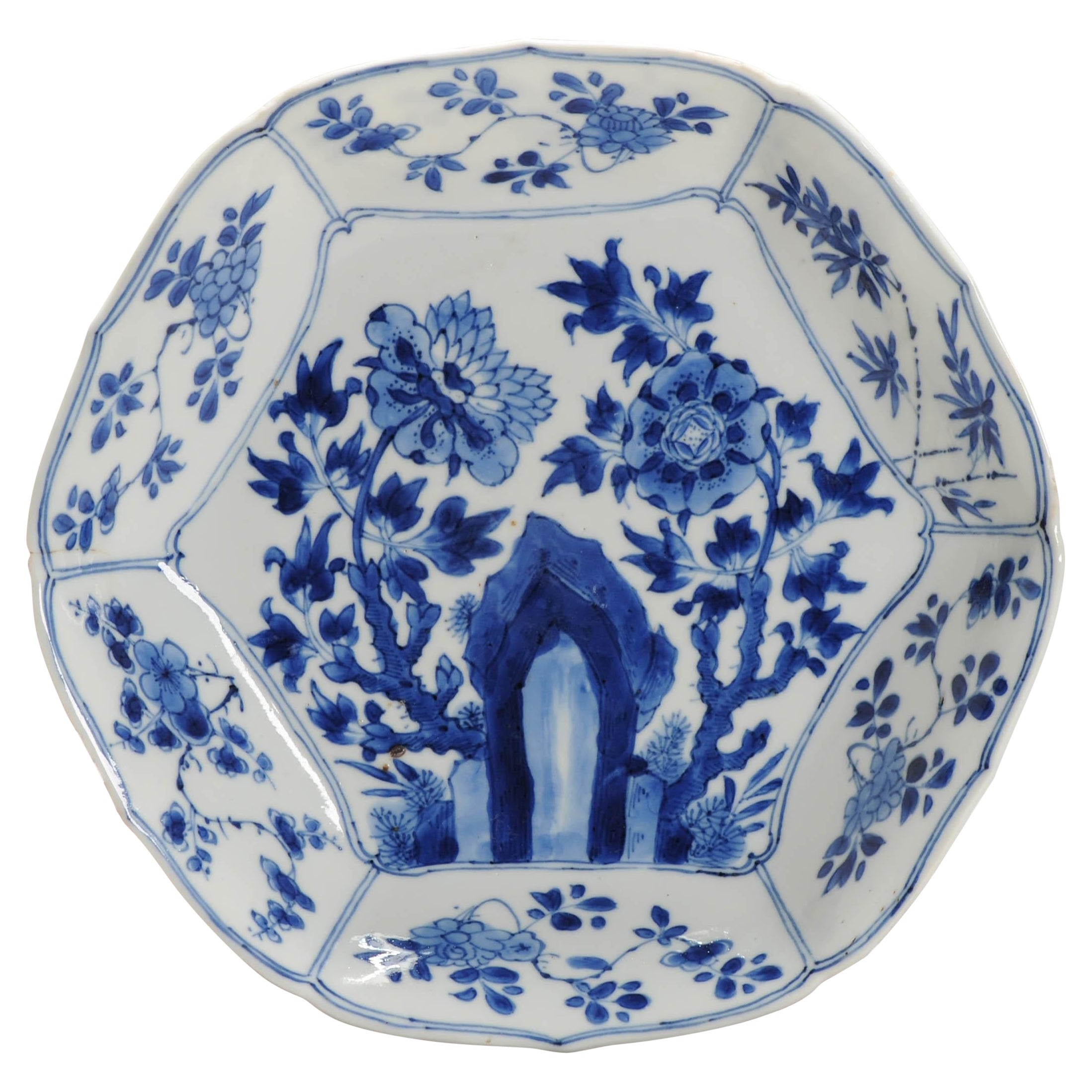 Antique Chinese Kangxi Chinese Porcelain Dish Marked with Incense Burner