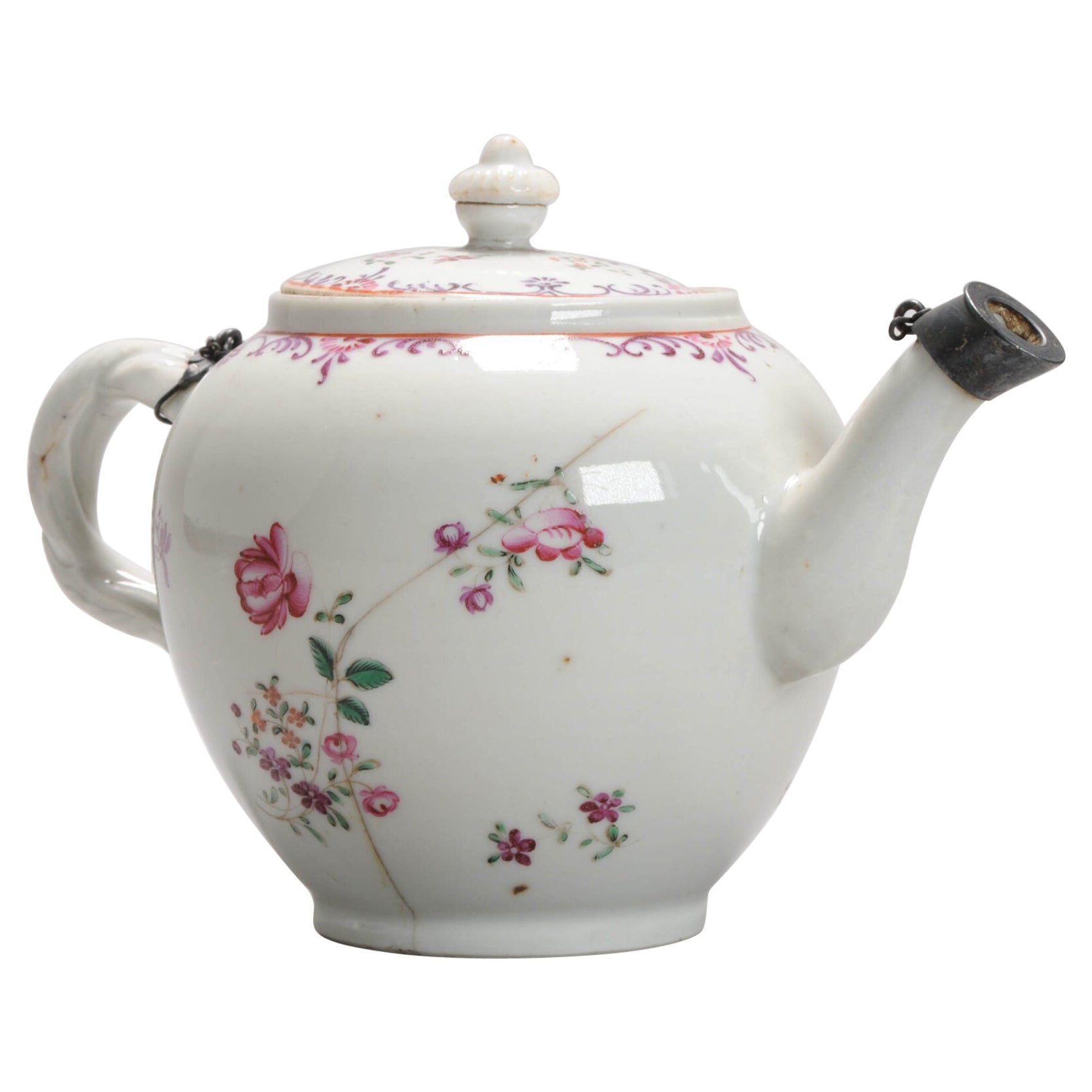 Antique Chinese Porcelain Qianlong Flowers Teapot, 18th Century For Sale
