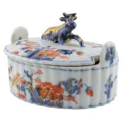 Antique Kangxi Chinese Porcelain Cow Butter Tureen in Delft Style, 18th Century