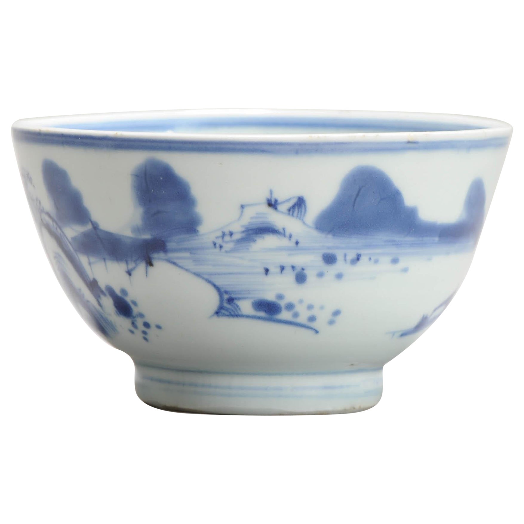 Ancienne coupe Master of the Rocks Bowl en porcelaine de Chine, début de la période Kangxi, 1660-70