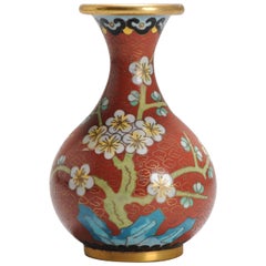 Small Round Cloisonné Vase Chinese in Nice Red Flowers Floral, 20th Century
