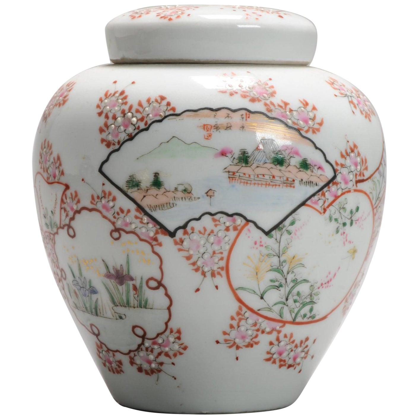 Antico vaso giapponese Kutani d'epoca con scena floreale autunnale, marcato, XIX secolo