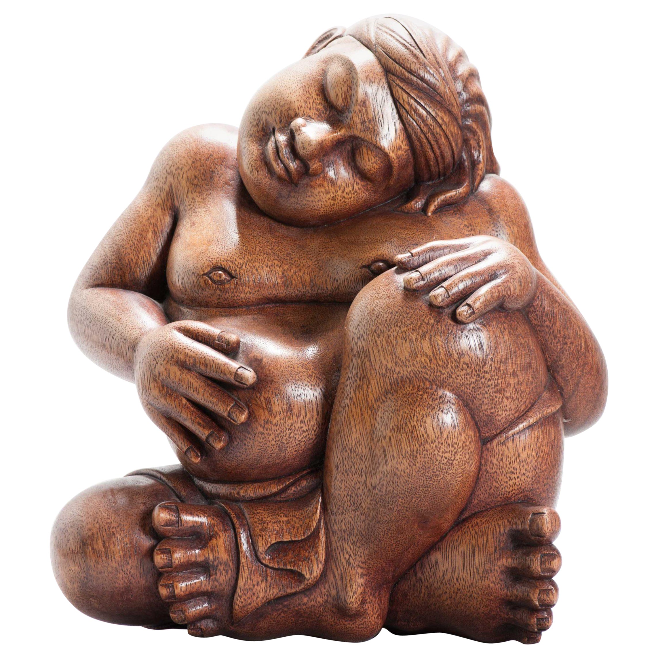 Estatua balinesa Art Decó de mujer tallada en madera Bali, Indonesia, mediados del siglo XX