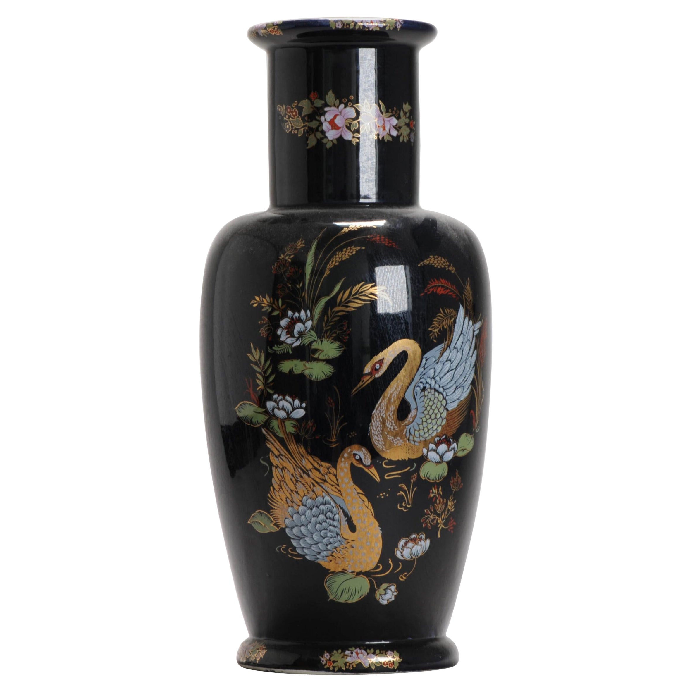 Vase en porcelaine chinoise Proc Fencai, 20e siècle