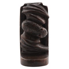Alte japanische Netsuke-Skulptur eines Fledermaus aus Holz, Meiji-Periode, 19./20. Jahrhundert