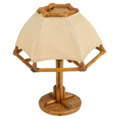 Lampada da tavolo del Medioevo in rattan e bambù in stile Louis Sognot, Italia anni '70