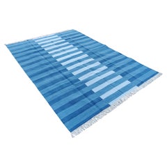 Handgefertigter Flachgewebe-Teppich aus Baumwolle, 9x12 Indigoblau gestreifter indischer Dhurrie-Teppich