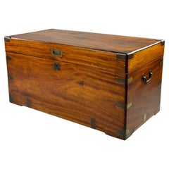 Campaign chest Camphor