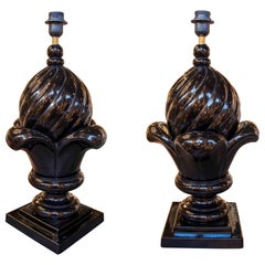 Paire de lampes en céramique noire à motifs floraux stylisés, années 1980
