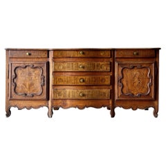 Exceptional 19th Century Italian Buffet in Walnut with Rosewood Inlay