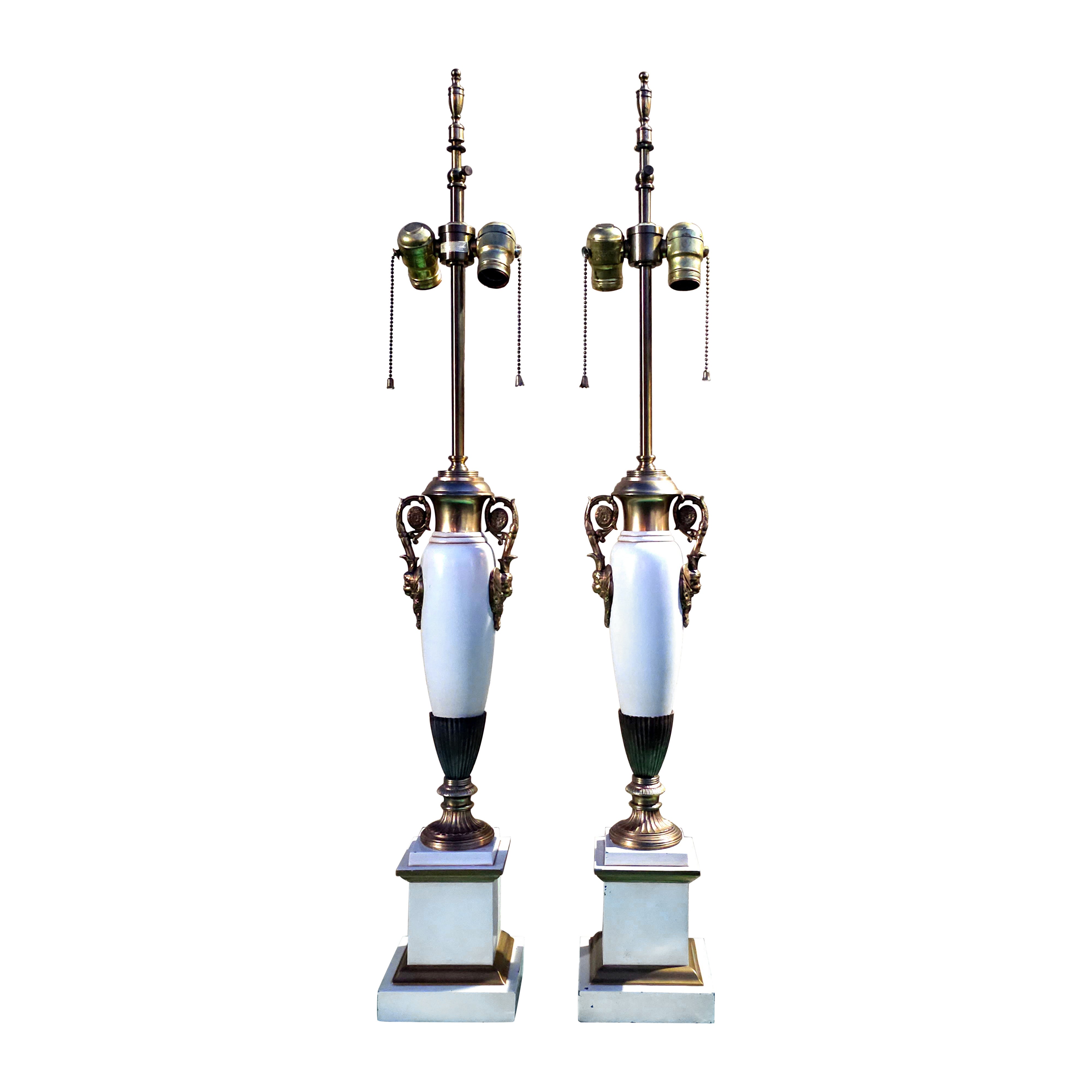 Coppia di lampade da tavolo a colonna Warren Kessler Trophy