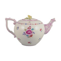 Herend, large porcelain teapot. Lid with flower bud. Dated 1944