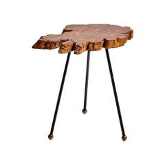 Vintage American Cypress Burl Live Edge Tripod Side Table (1965) aus USA