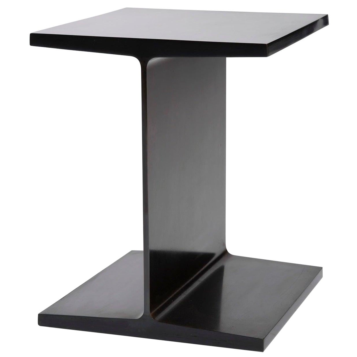 Mesa cuadrada con viga en I