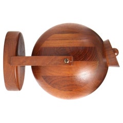 Wall Mounted Tilting Tobacco Vessel for ESA