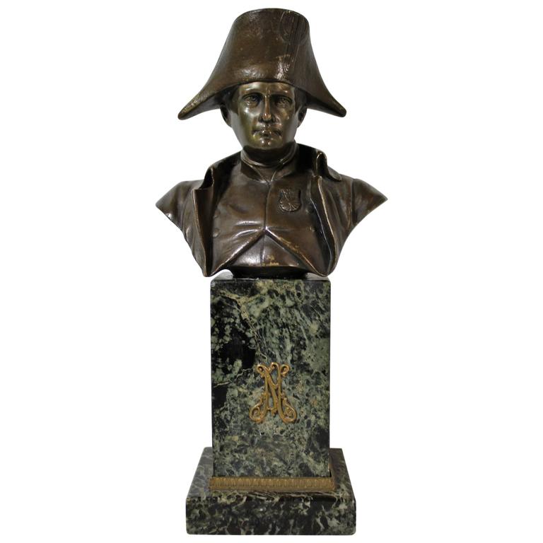 19th Century French Bronze Sculpture of Napoleon For Sale at 1stdibs