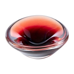 Bol en verre soufflé rouge de Sven Palmquist pour Orrefors, années 1960
