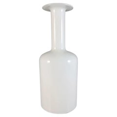 White Vase by Otto Brauer for Holmegaard, 1960s