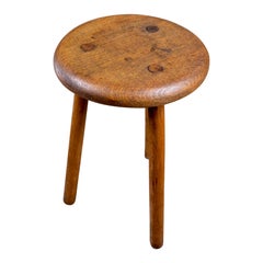 Vintage Brutalist oak wood tripod stool, France, 1950s