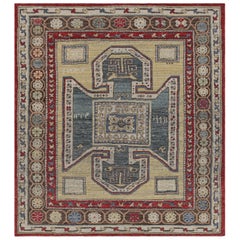 Rug & Kilim - Tappeto in stile Kazak in beige e blu con medaglione geometrico