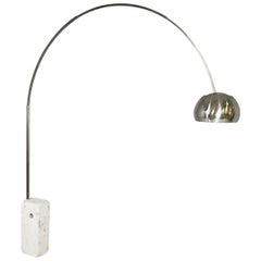 Lampada da terra italiana di metà secolo moderno Arco dei fratelli Castiglioni, Flos, anni '60