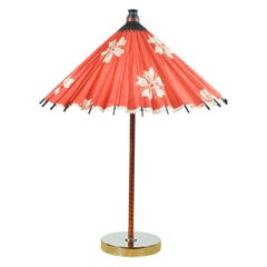 Passendes Paar Aloha-Modern-Lederlampen aus Leder mit Vintage-Japanischen Parasolschirmen