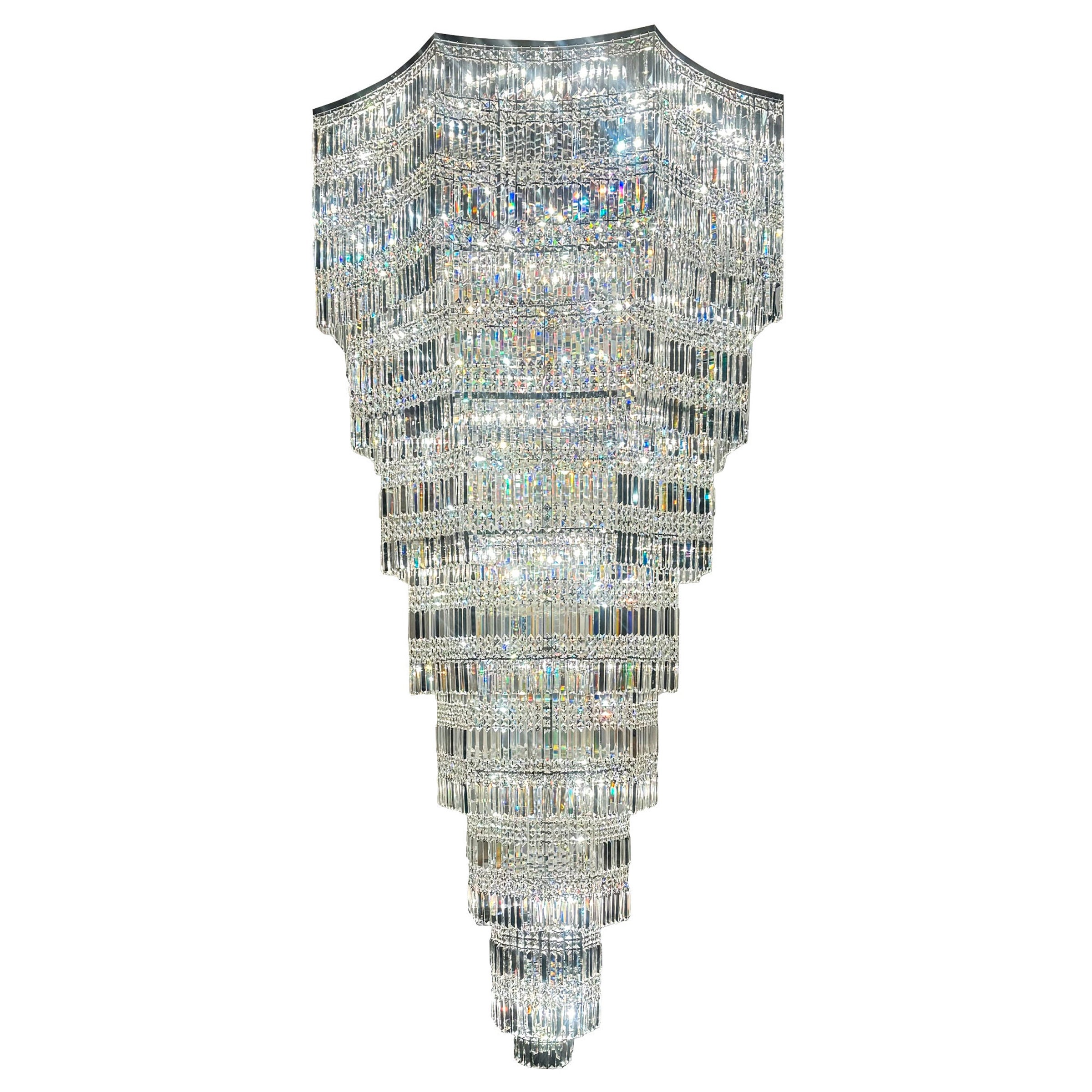 Grand Eight Tier Centre Piece Chandelier