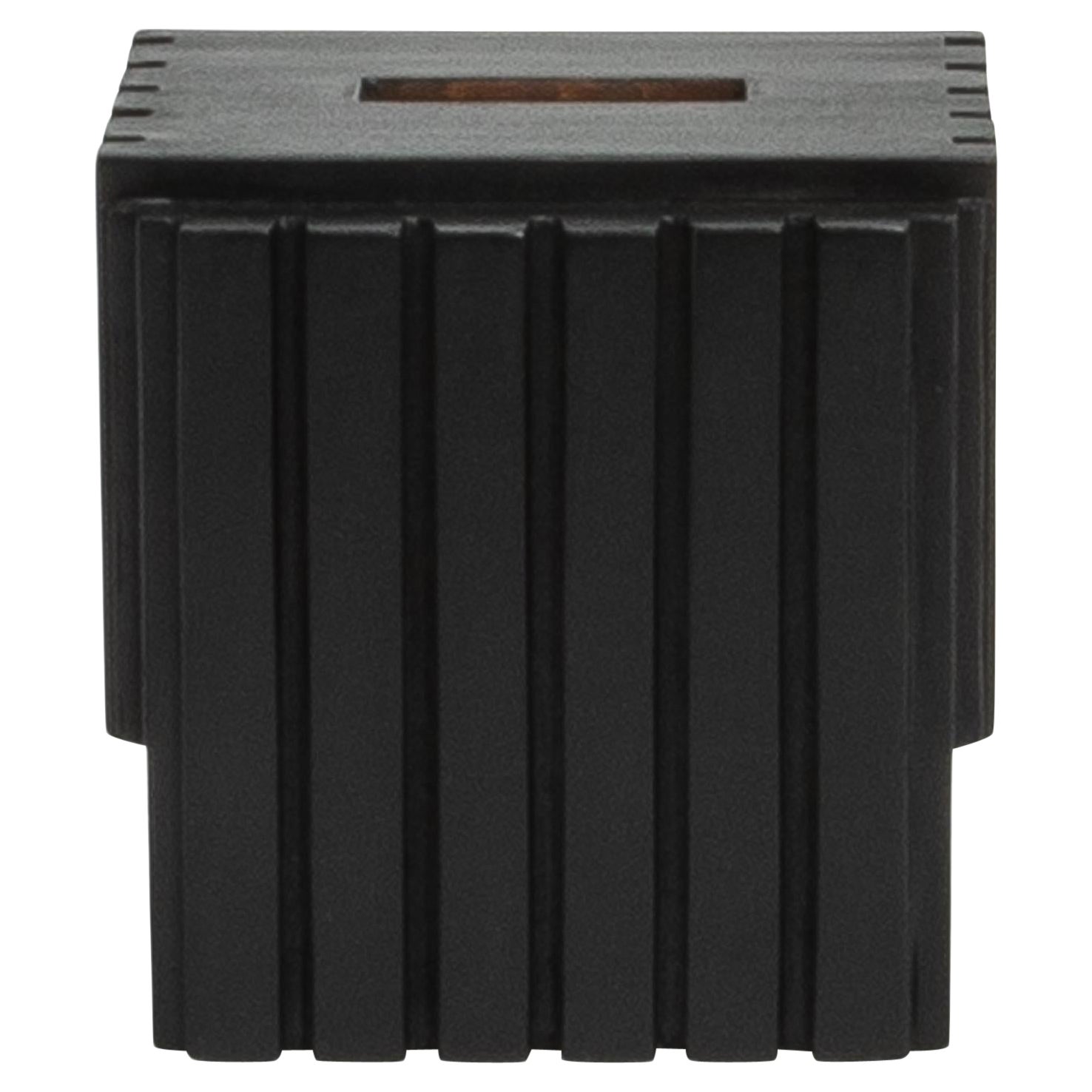 Caja para pañuelos en roble negro by R&Y Augousti