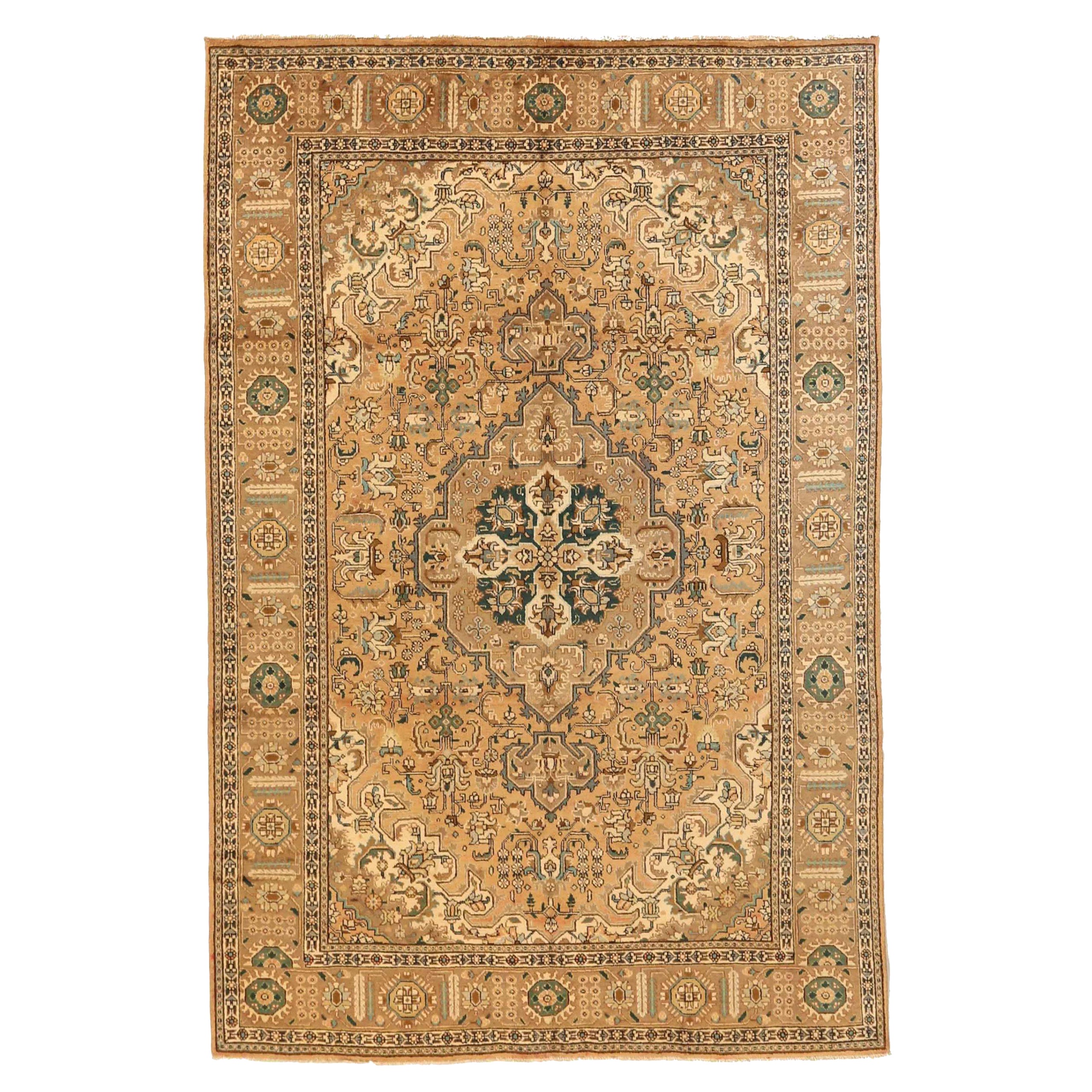 Persian Heriz Area Rugs - 10949