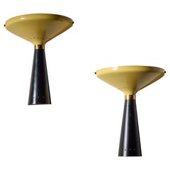 Pair of two-tone enamelled metal and brass wall lights by Stilnovo, Italy, 1950s