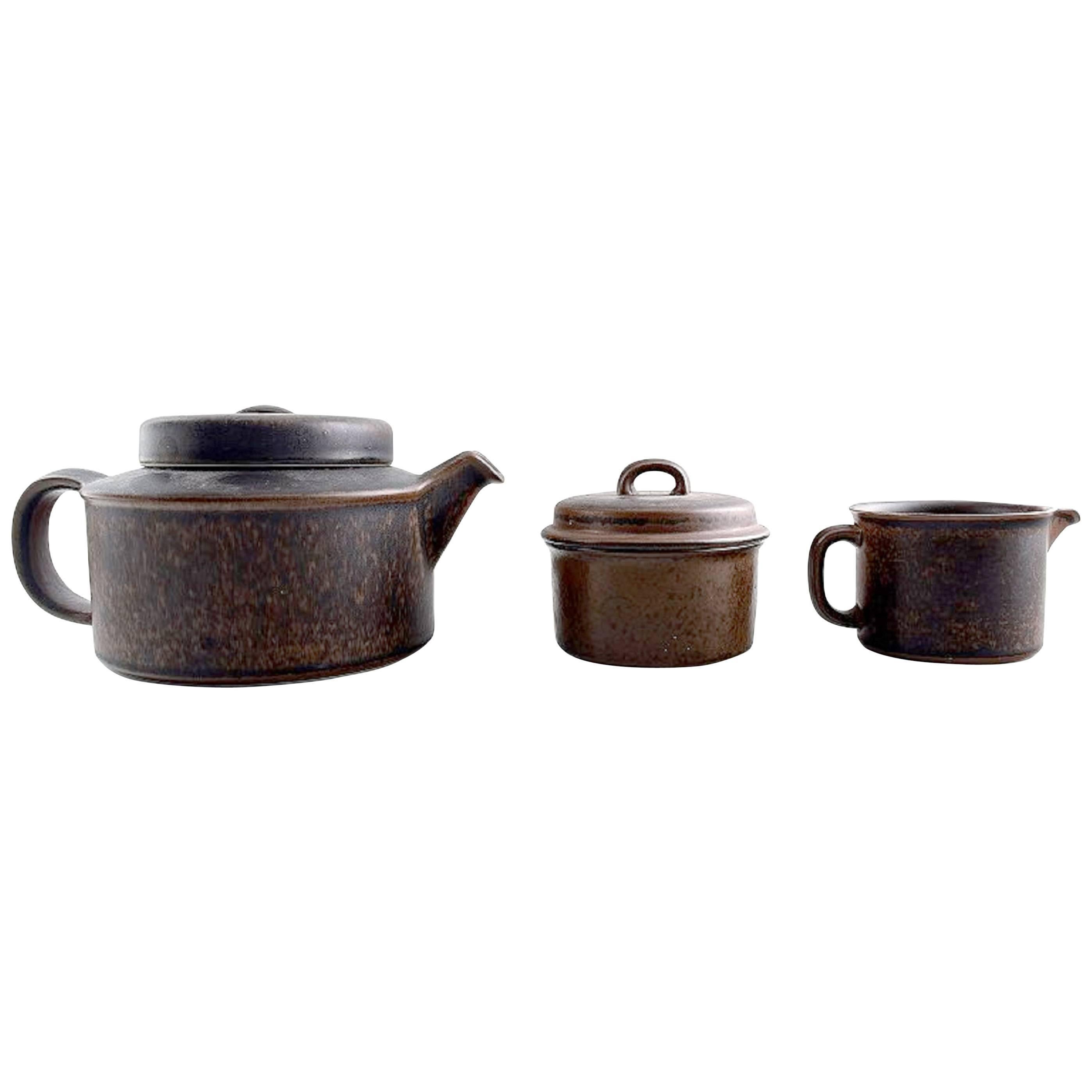 Complete 10 P. Arabia Ruska Stoneware Tea Service, Finnish Design, 1960-1970s