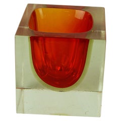 Vase bloc Murano rouge de Flavio Poli pour Seguso