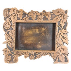 Marshall Field & Co. Antique Floral Ivy Bronze Desk Calendar Holder, Circa 1910