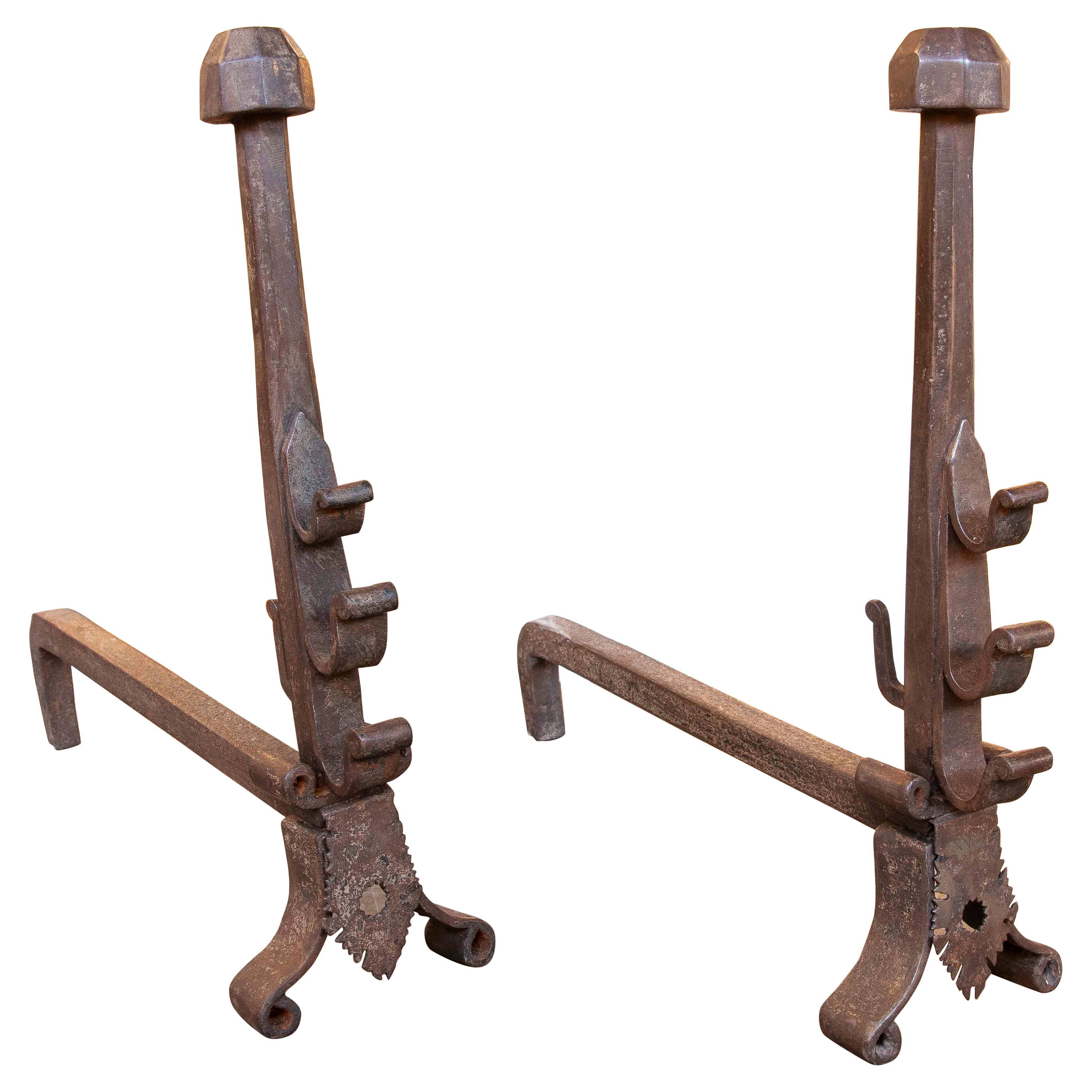 Paire de Morillos en fer forgé ancien pour cheminée des années 1850
