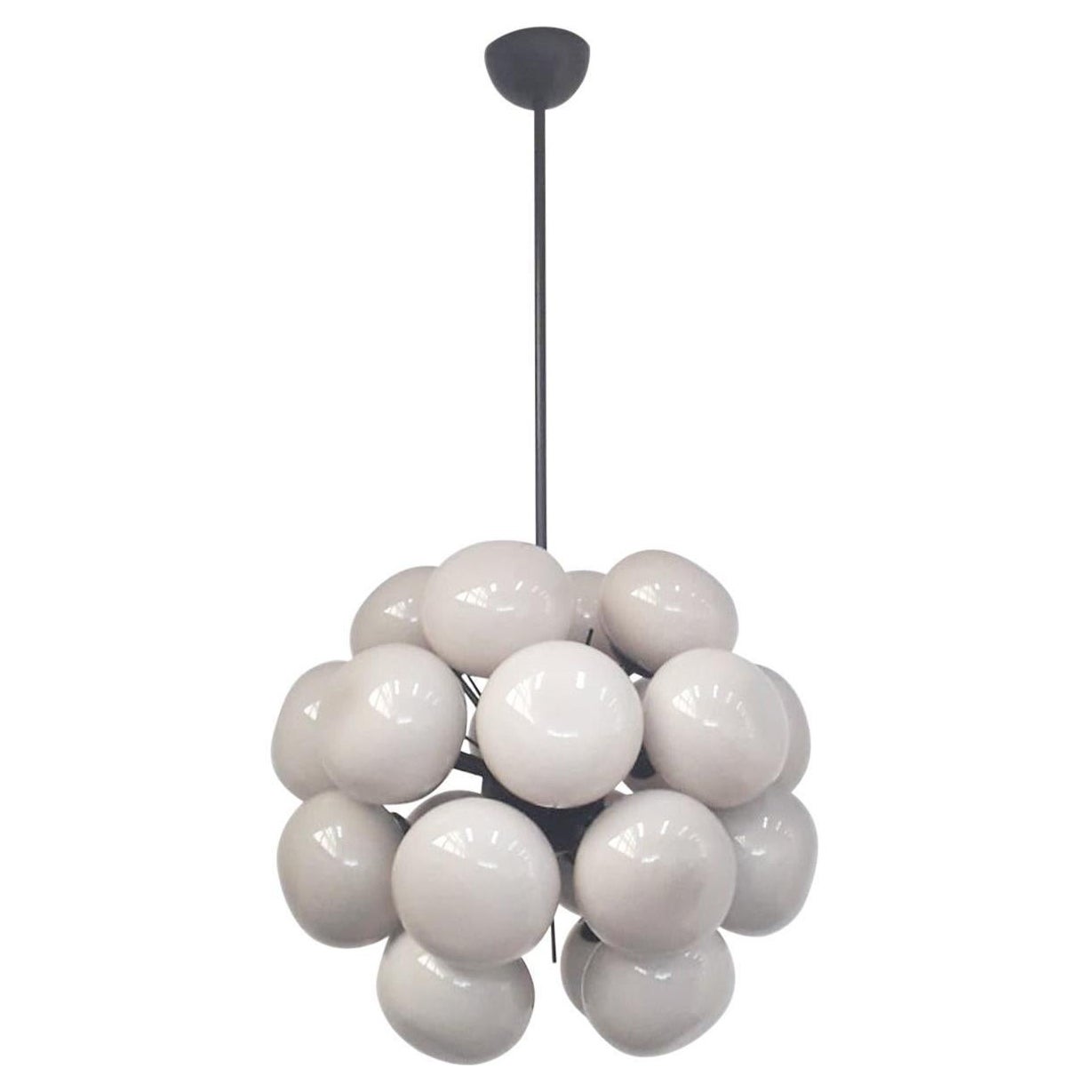 Lampadario Ventiquattro Sputnik di Fabio Ltd
