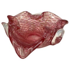 Murano de mediados del siglo XX en rosa con motas de aventurina doradas