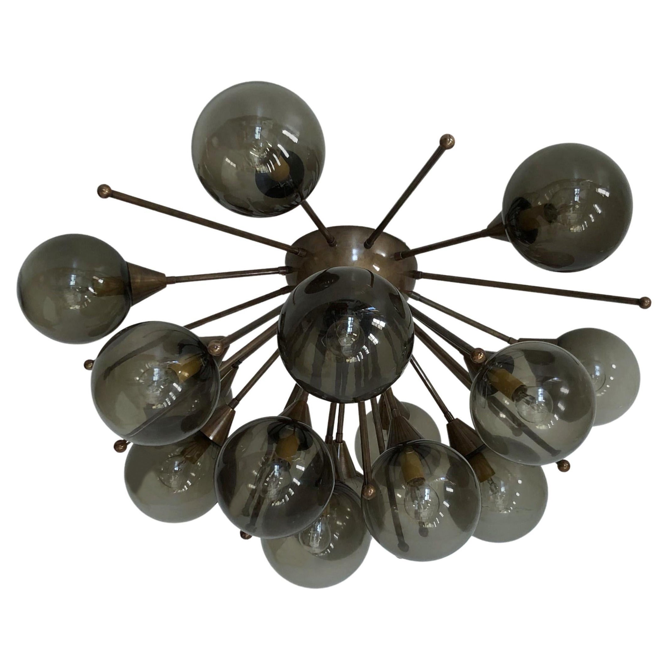 Mezzo Flush Mount di Fabio Ltd