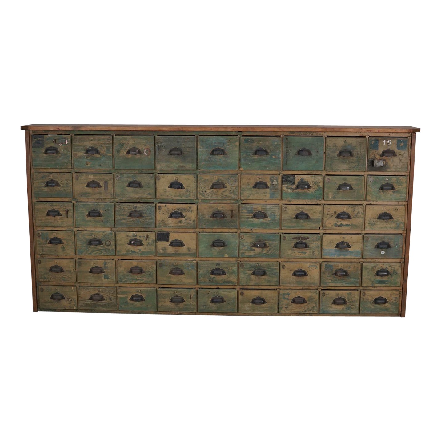 Grande armoire industrielle en pin peint, années 1950