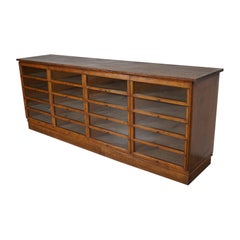 Armadietto / Vitrina di merceria olandese vintage in Oak, anni '50