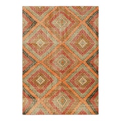 Rug & Kilim's Distressed Style Rug in Warm Polychromatic Diamond Patterns (tapis de style vieilli aux motifs de diamants polychromes)
