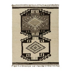 Rug & Kilim: Kilim in stile tribale in crema e marrone con medaglioni