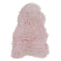 Rug & Kilim’s Sheepskin Single-Pelt Fur Rug in Dusk Pink