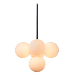 Bunch-Pendelleuchte, von Research. Leuchte, schwarz, 5in-Glaskugel, Standmodell
