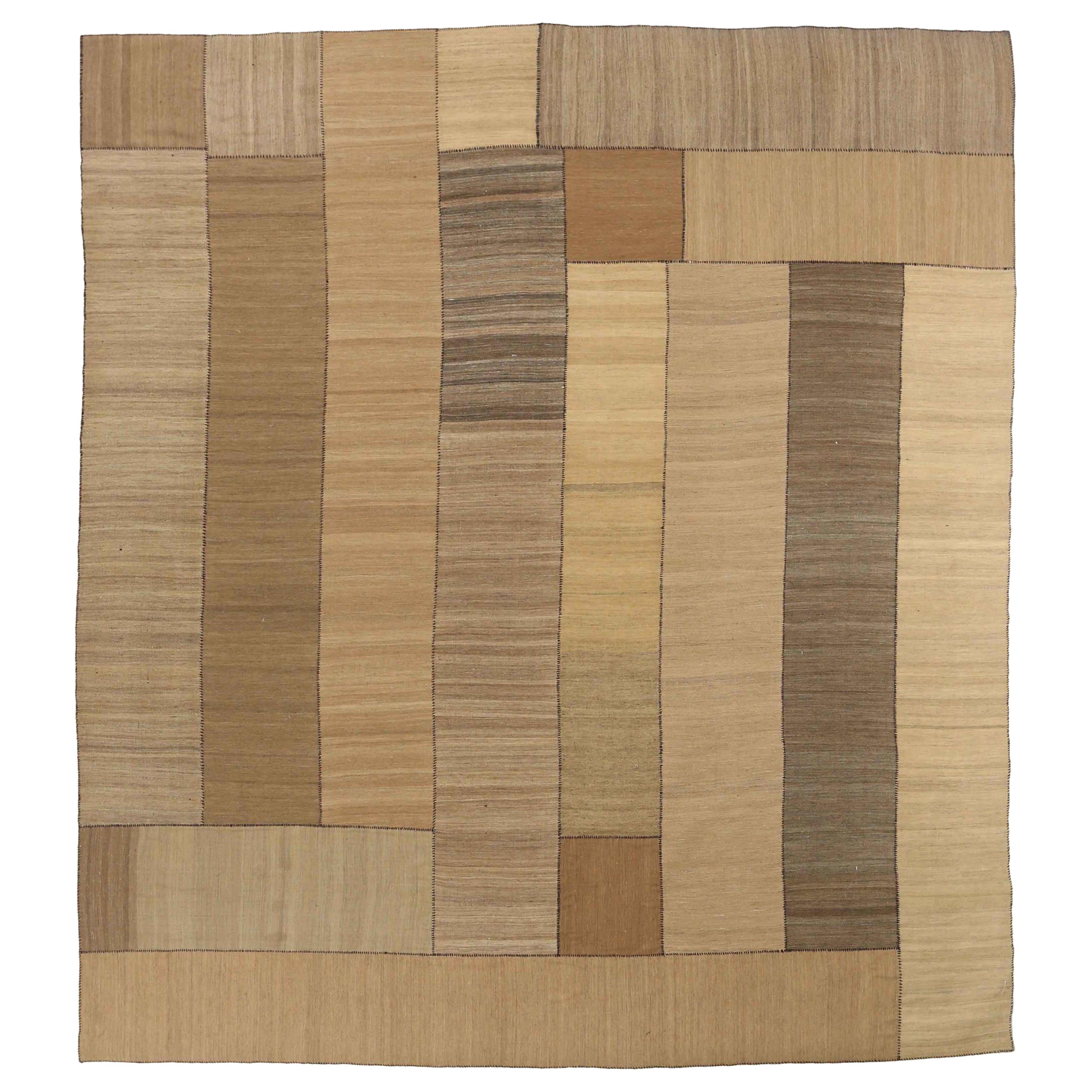 Persian Kilim Circa 1990 - 66071 im Angebot