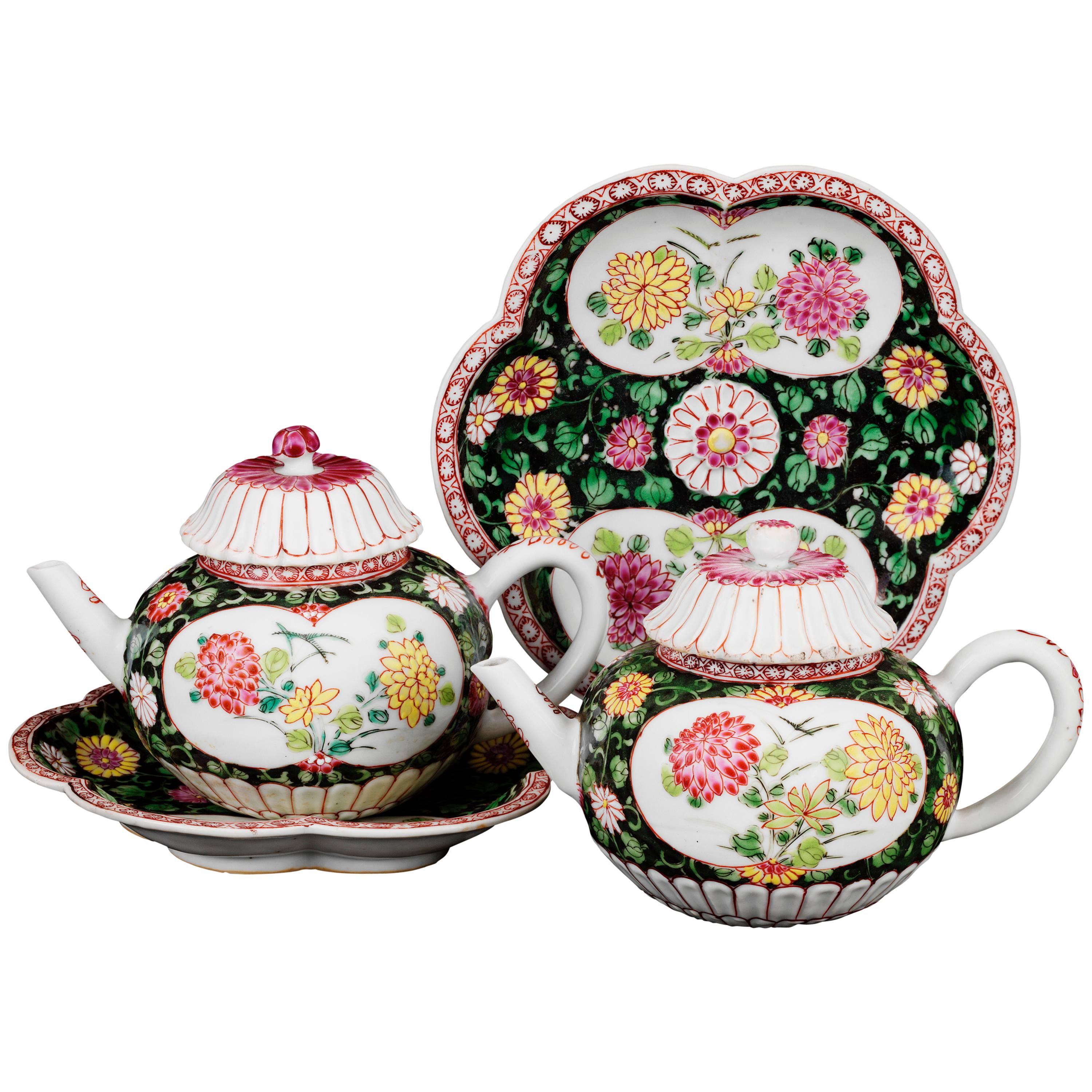Pair of Famille Rose Teapots, Covers and Stands, 1723-1735, China For Sale