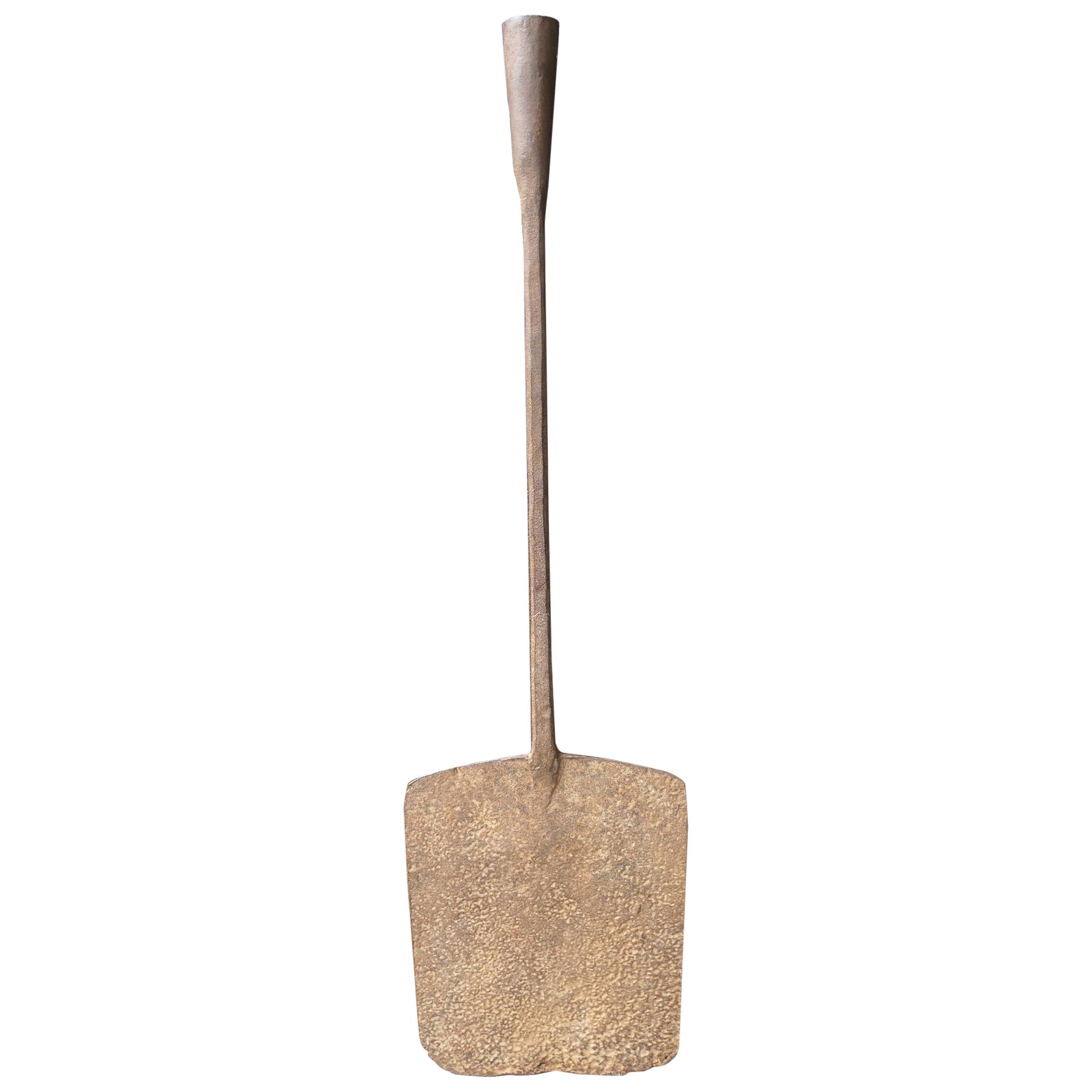 Large Early 18th Century French Fireplace Shovel or Fire Shovel