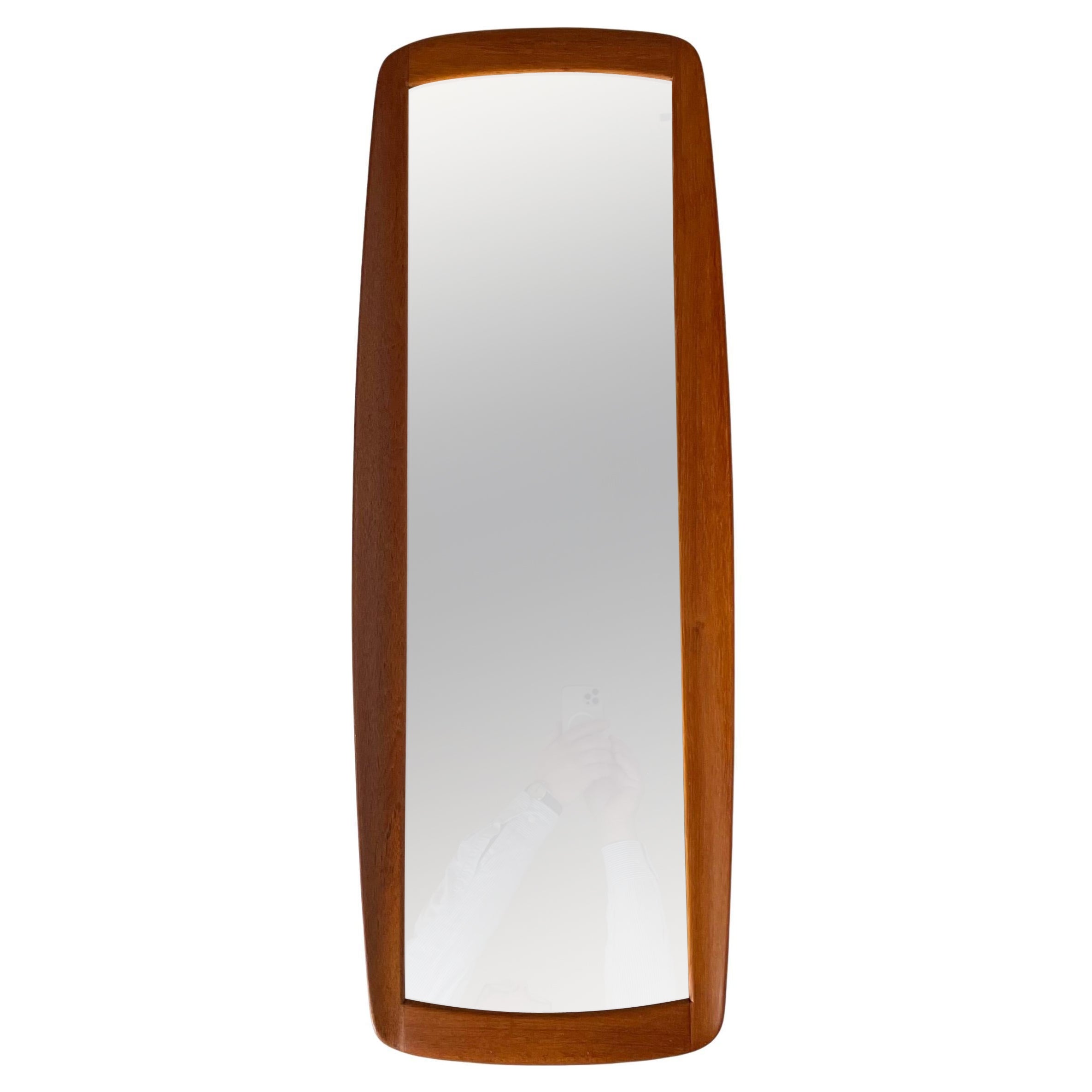 Elegance Miroir suédois en teck massif de style The Modernity des années 1950 en vente